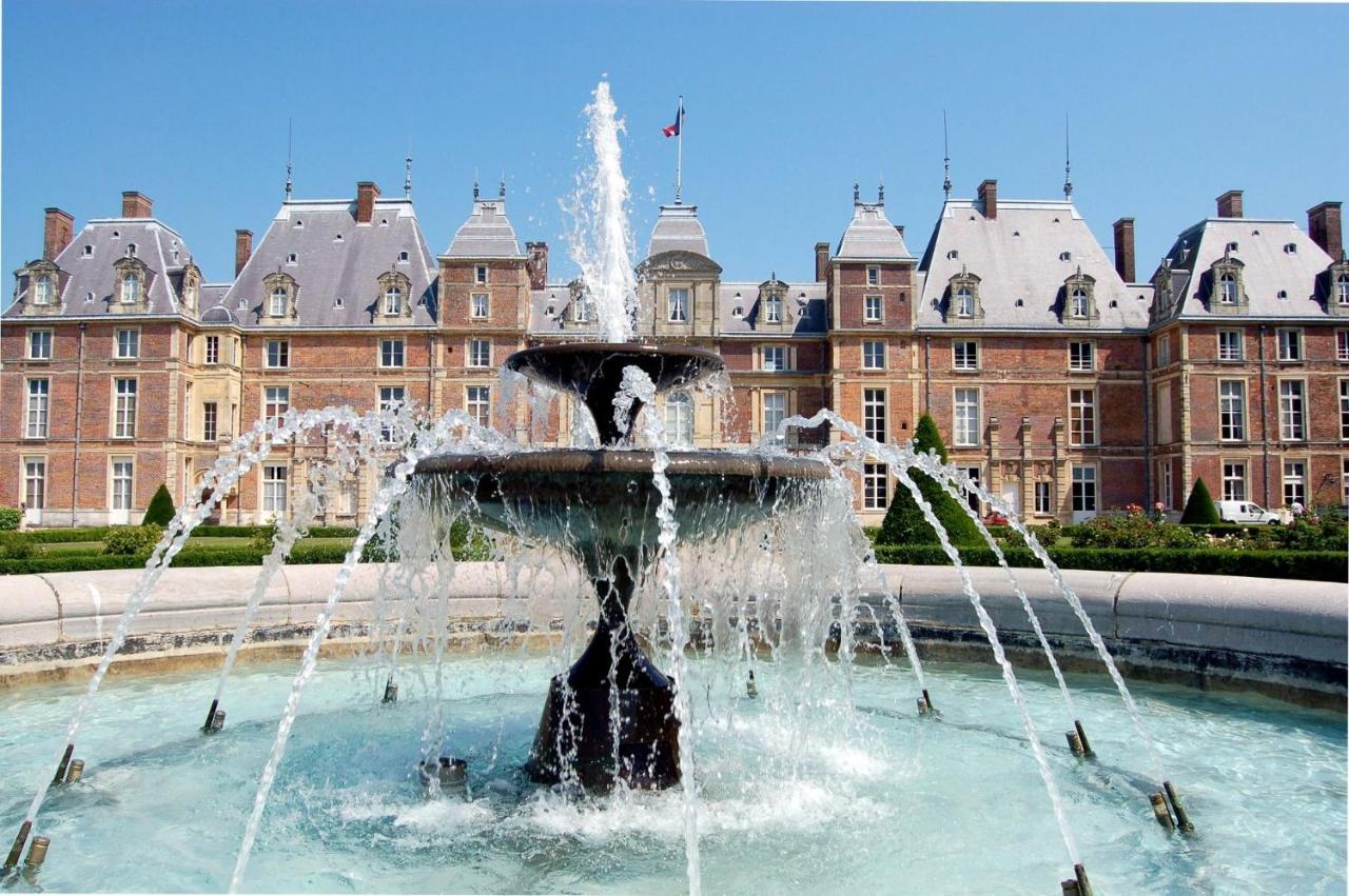 Les Locations Isahora: Studio près du Château d'Eu et des Falaises Eu (Seine-Maritime) Exterior photo